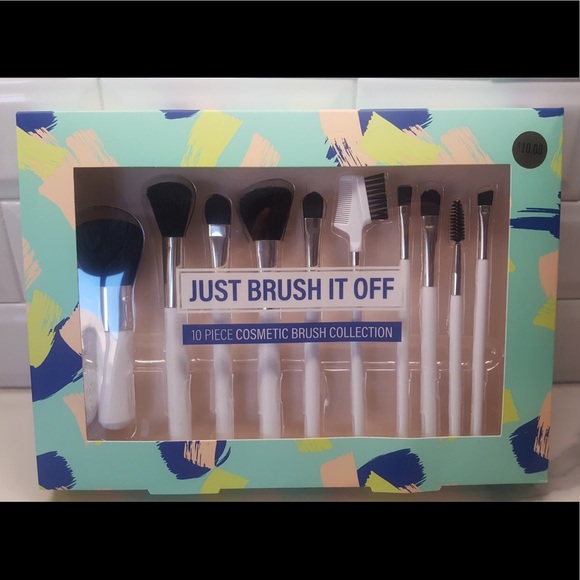Other - ✨ NIB 10-Piece Cosmetic Brush Collection ✨